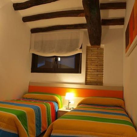 Apartamentos Berdiel Casbas de Huesca Buitenkant foto